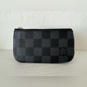 Louis Vuitton Damier Graphite Key Pouch N60155